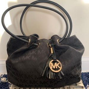 Michael Kors East West Ring Tote Signature Canvas